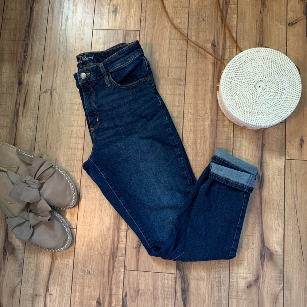 Universal Threads Hi Rise Jeggings